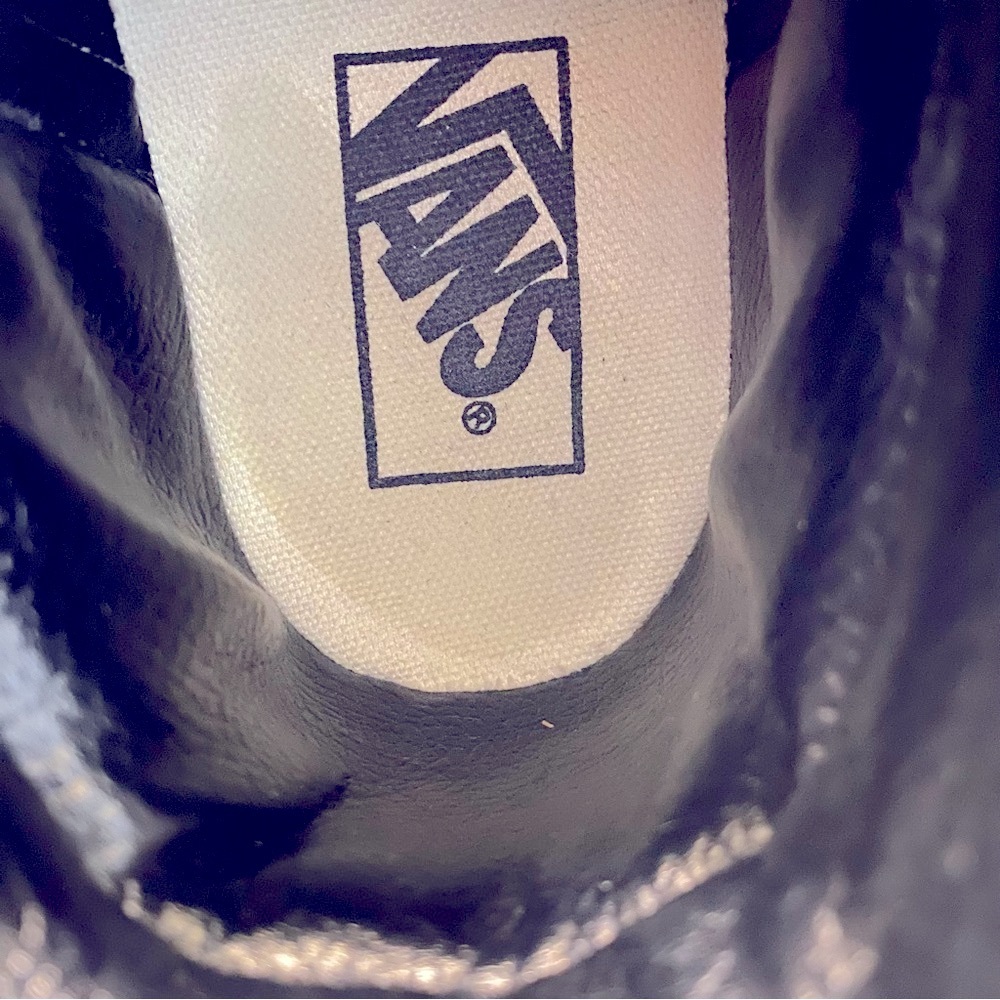 Vans Black SK8-Hi Sneakers Classic Style - Picture 5 of 7